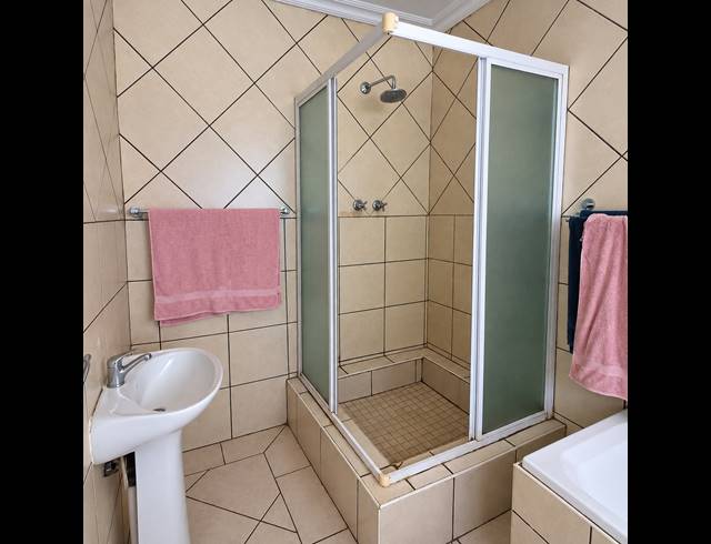 3 BEDROOM HOUSE FOR SALE IN VAN DER WESTHUIZEN